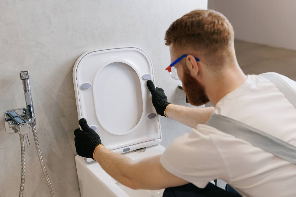 Sanitaire à Saint-Georges-de-Luzençon